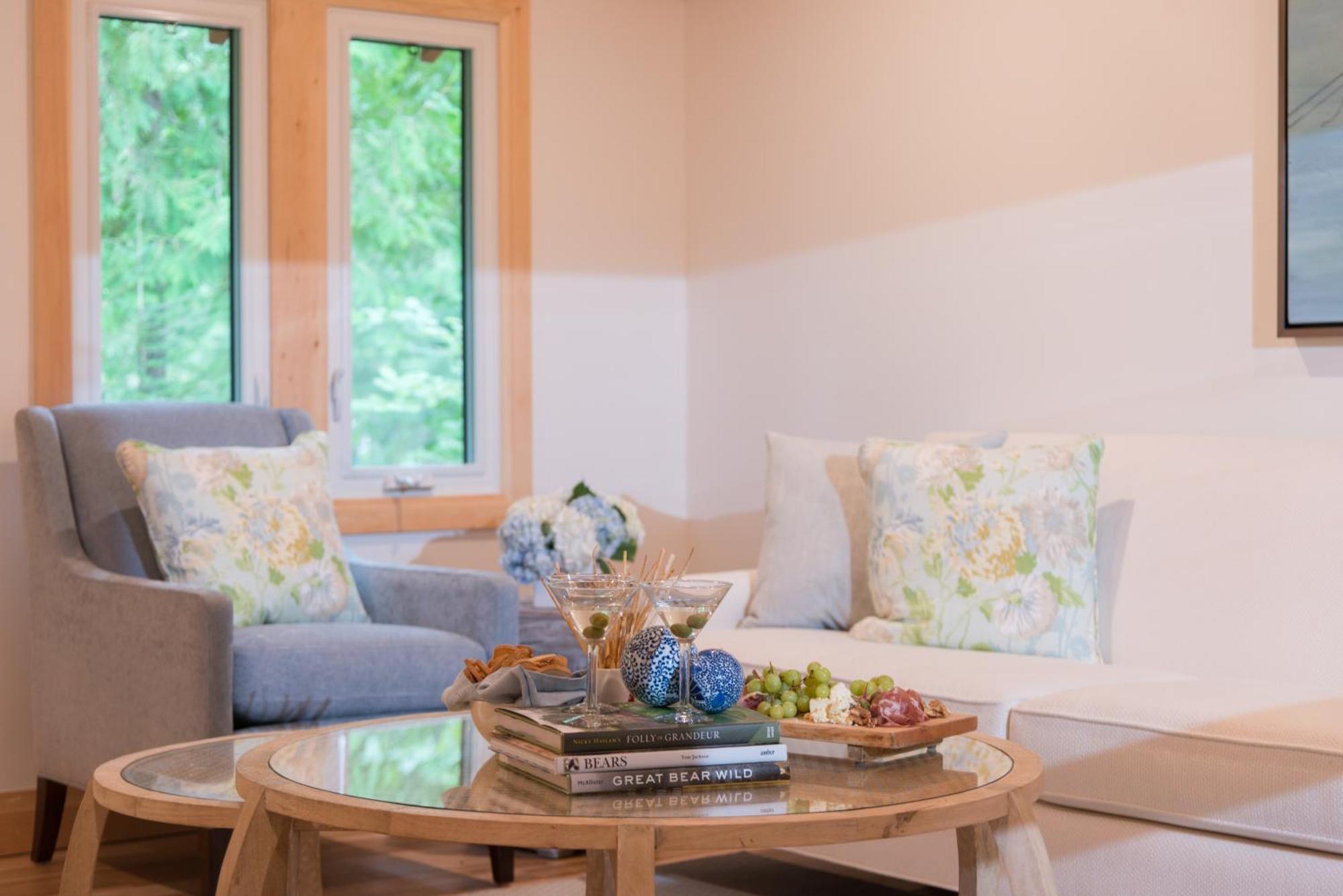 Haliburton Post House Hotel Minden Ngoại thất bức ảnh