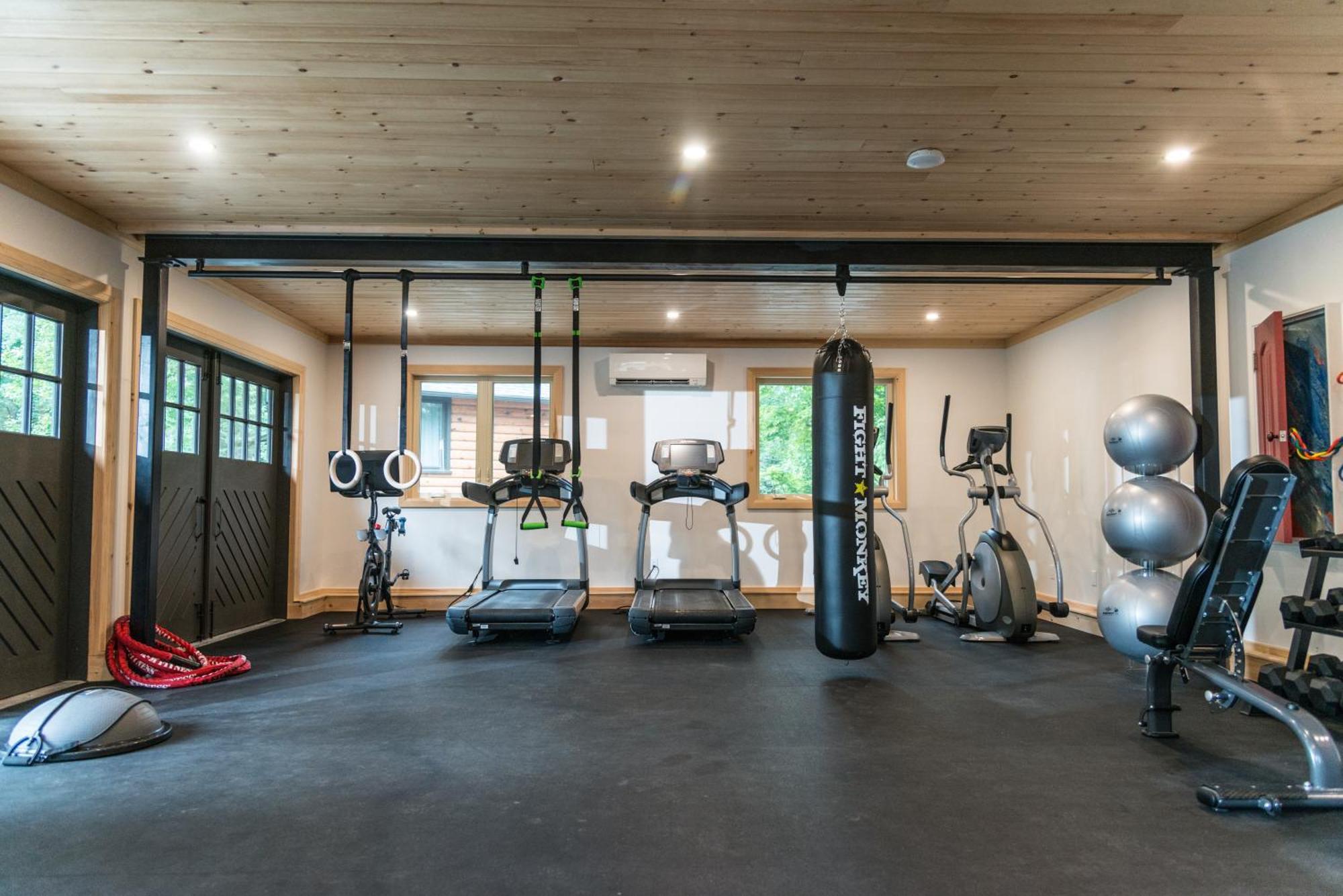 Haliburton Post House Hotel Minden Ngoại thất bức ảnh